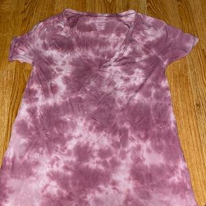 American eagle v neck tie dye t shirt